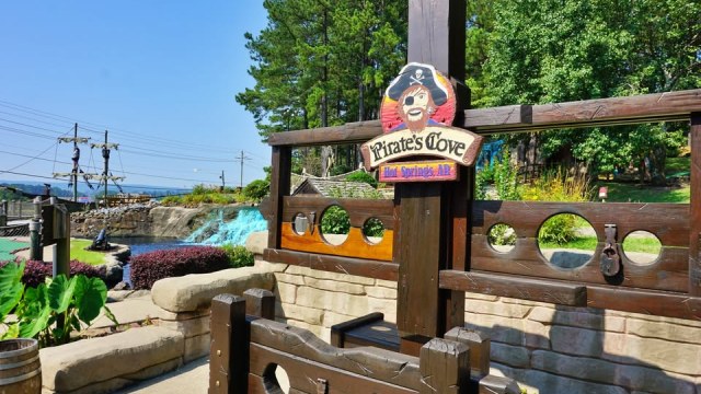 Pirate's Cove Adventure Golf