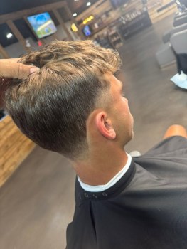 Cole's Cuts Hair Lounge gallery image 3