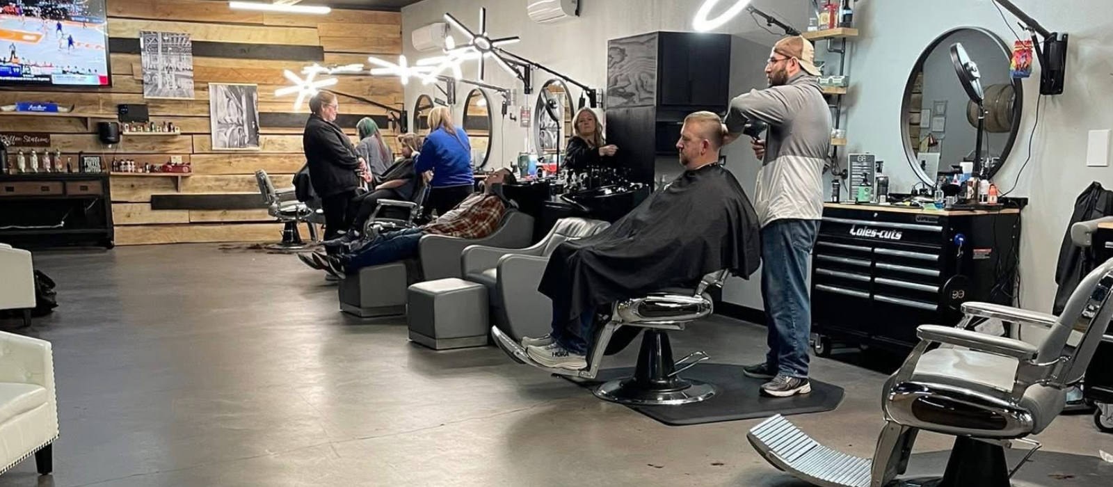 Cole's Cuts Hair Lounge