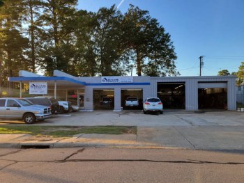 Adams Automotive gallery image 2