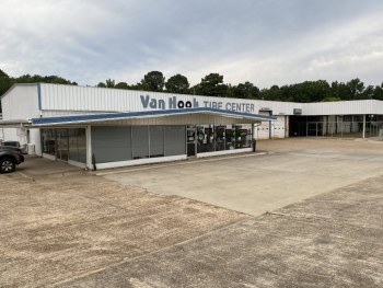 Van Hook Tire Center gallery image 3