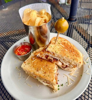 Hammontree's Grilled Cheese gallery image 1